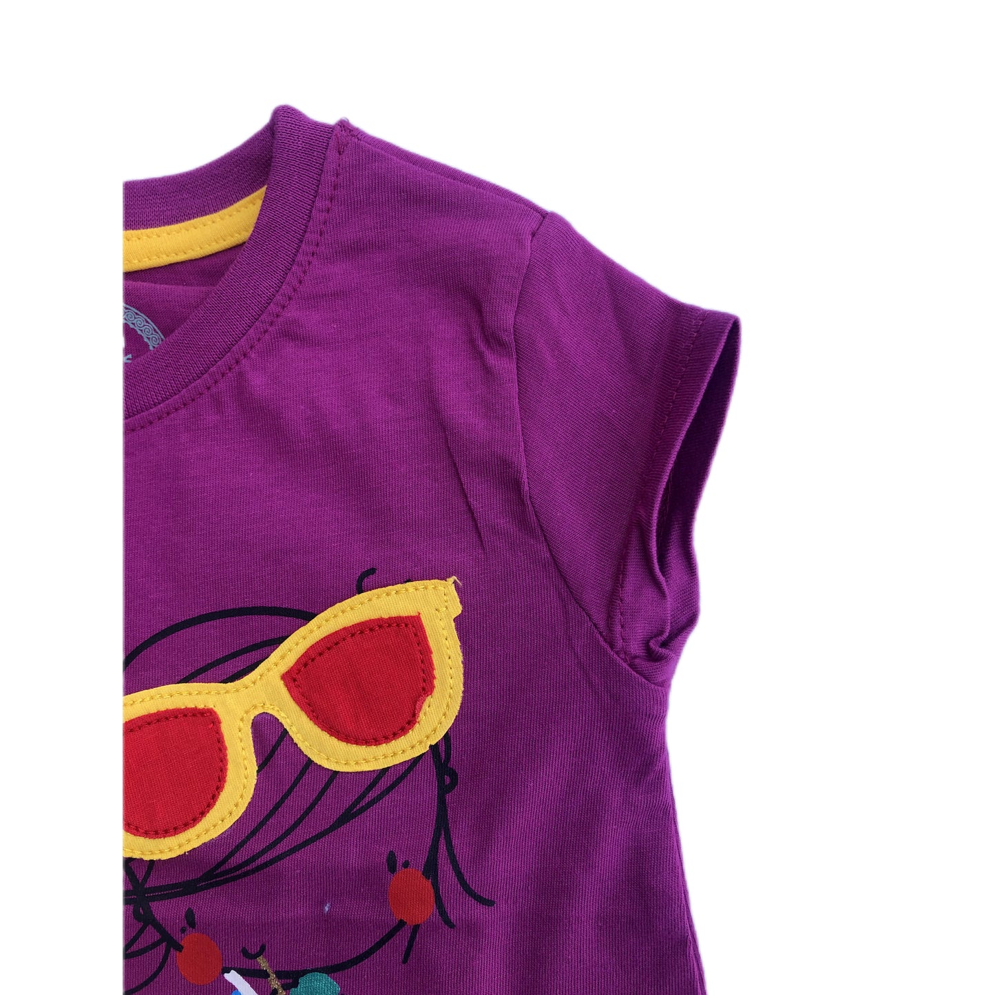 GIRL 3D GLITTER GRAPHIC T-SHIRT