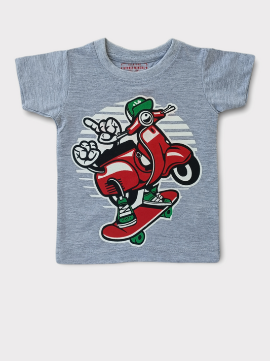 MINNIE MINORS SCOOTY SKATING GRAPHIC T-SHIRT